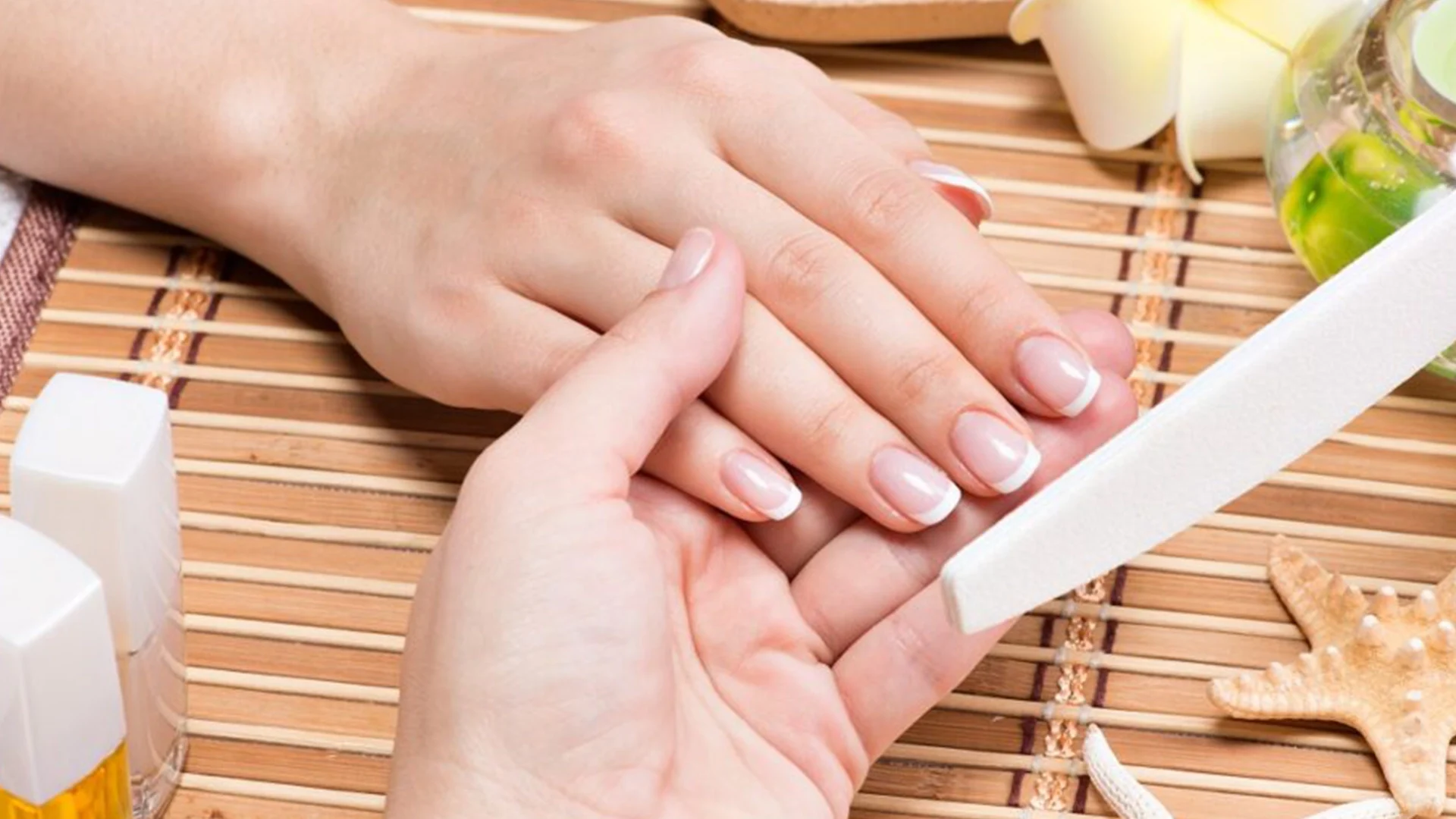 Pedi & Manicure Pedi & Manicure